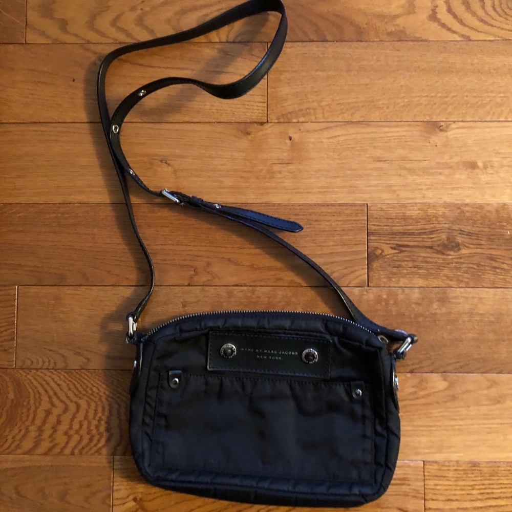 Marc by Marc Jacobs crossbody purse 👜